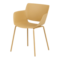 Cadeira com braços brackets